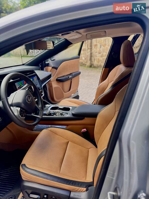Внедорожник / Кроссовер Lexus RZ 2023 в Черновцах