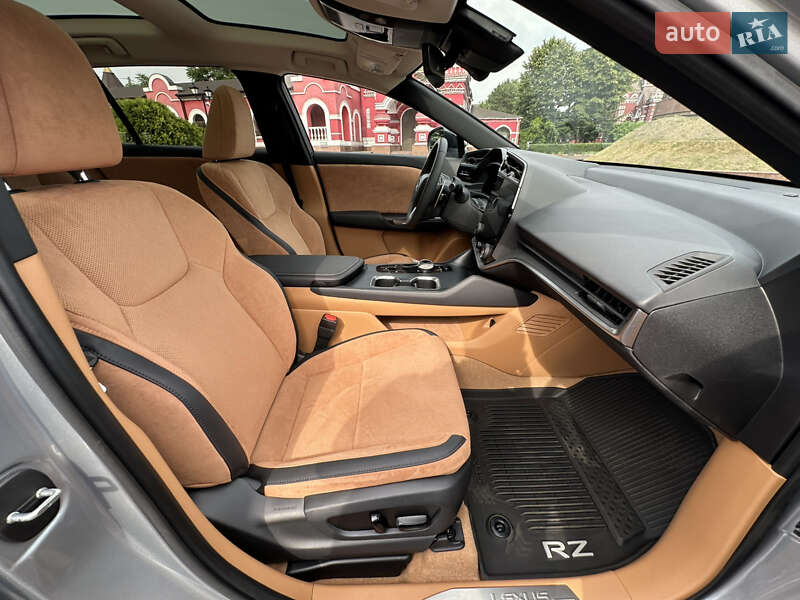 Внедорожник / Кроссовер Lexus RZ 2023 в Днепре