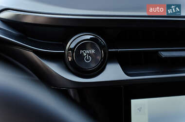 Внедорожник / Кроссовер Lexus RZ 2024 в 