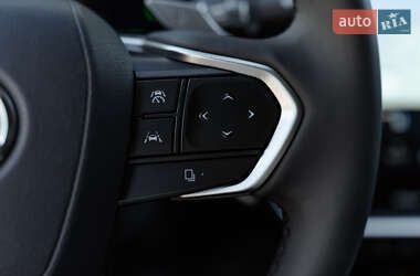 Внедорожник / Кроссовер Lexus RZ 2024 в 