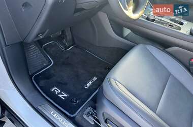 Внедорожник / Кроссовер Lexus RZ 2024 в 