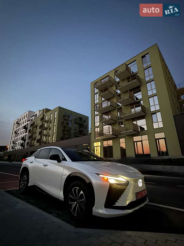 Внедорожник / Кроссовер Lexus RZ 2024 в 