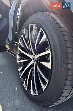 Внедорожник / Кроссовер Lexus RZ 2023 в 