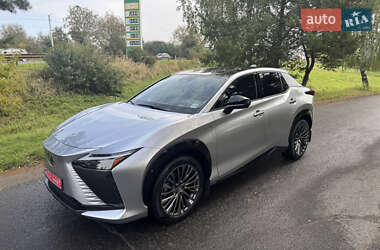 Lexus RZ 2023