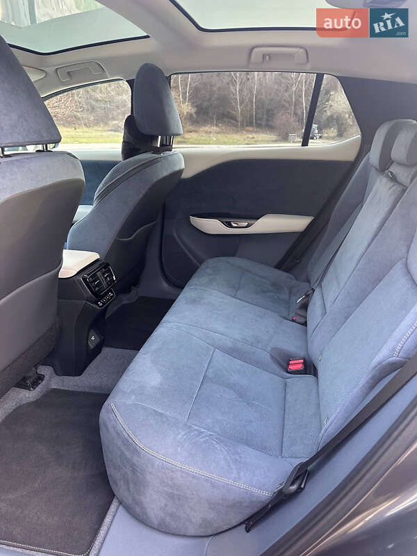 Внедорожник / Кроссовер Lexus RZ 2023 в Днепре фото 33 Внедорожник / Кроссовер Lexus RZ 2023 в Днепре