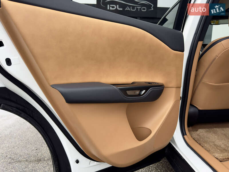 Внедорожник / Кроссовер Lexus RZ 2023 в Киеве фото 44 Внедорожник / Кроссовер Lexus RZ 2023 в Киеве