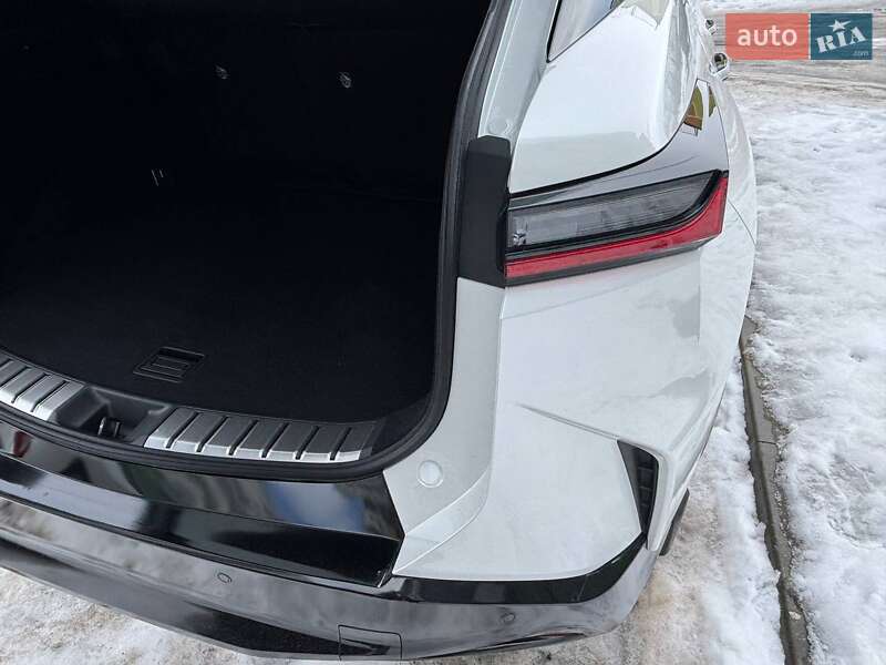 Внедорожник / Кроссовер Lexus RZ 2024 в Ивано-Франковске