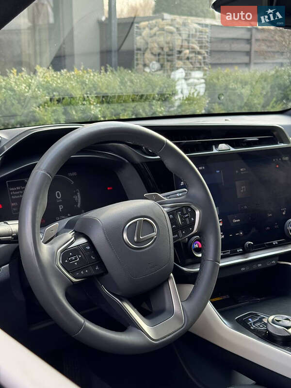 Позашляховик / Кросовер Lexus RZ 2024 в Стрию