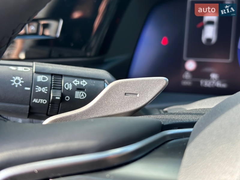 Позашляховик / Кросовер Lexus RZ 2024 в Києві