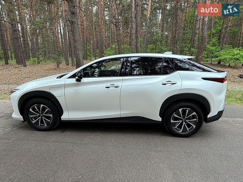 Внедорожник / Кроссовер Lexus RZ 2024 в Киеве