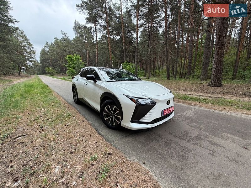 Внедорожник / Кроссовер Lexus RZ 2024 в Киеве