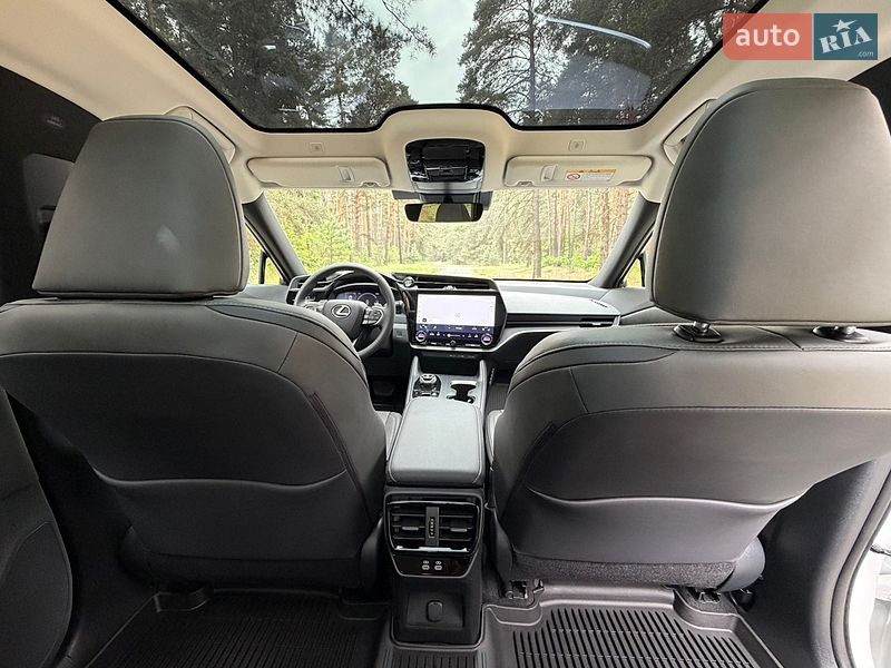 Внедорожник / Кроссовер Lexus RZ 2024 в Киеве