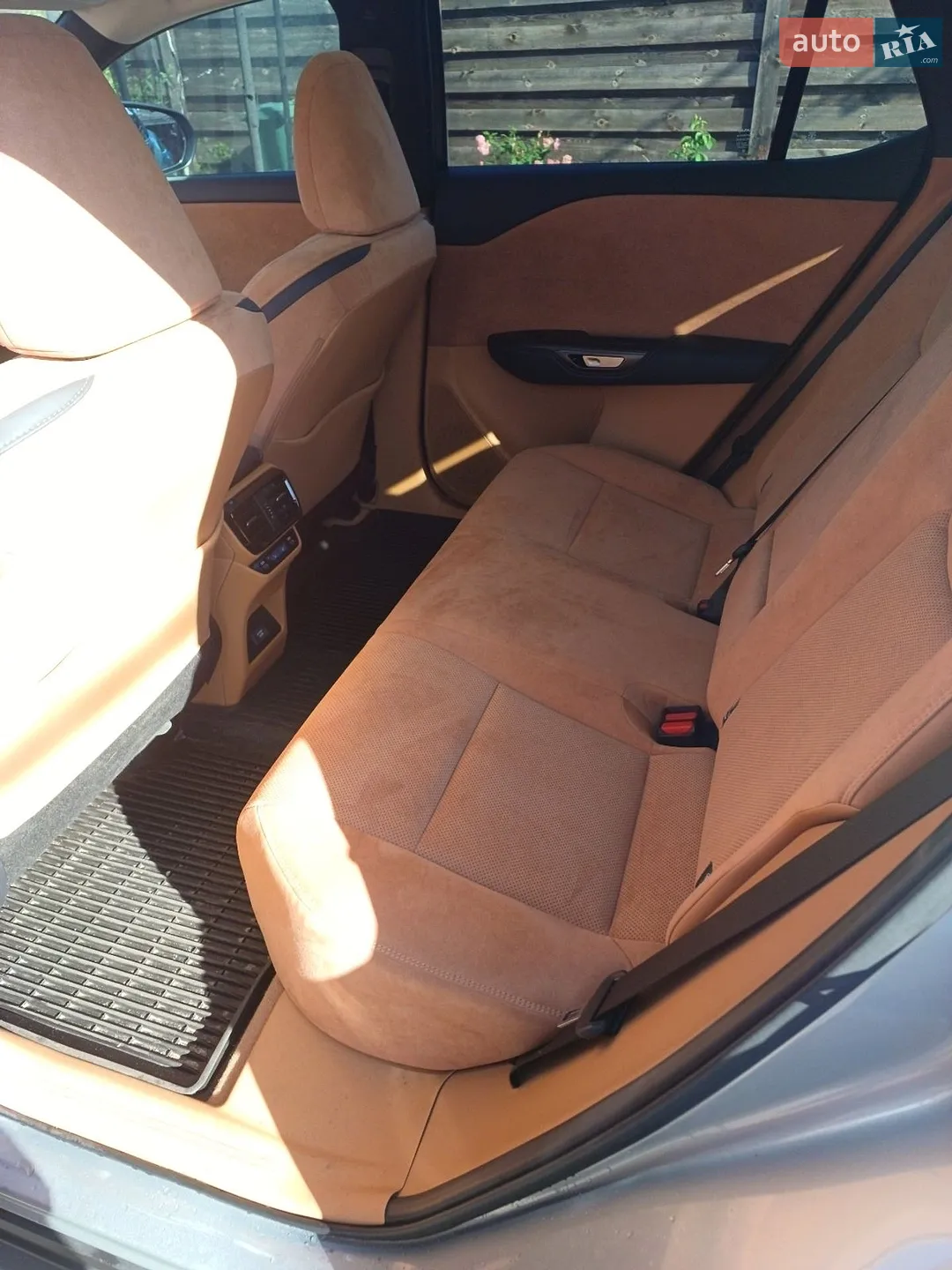 2024 Lexus RZ - мініатюра 18