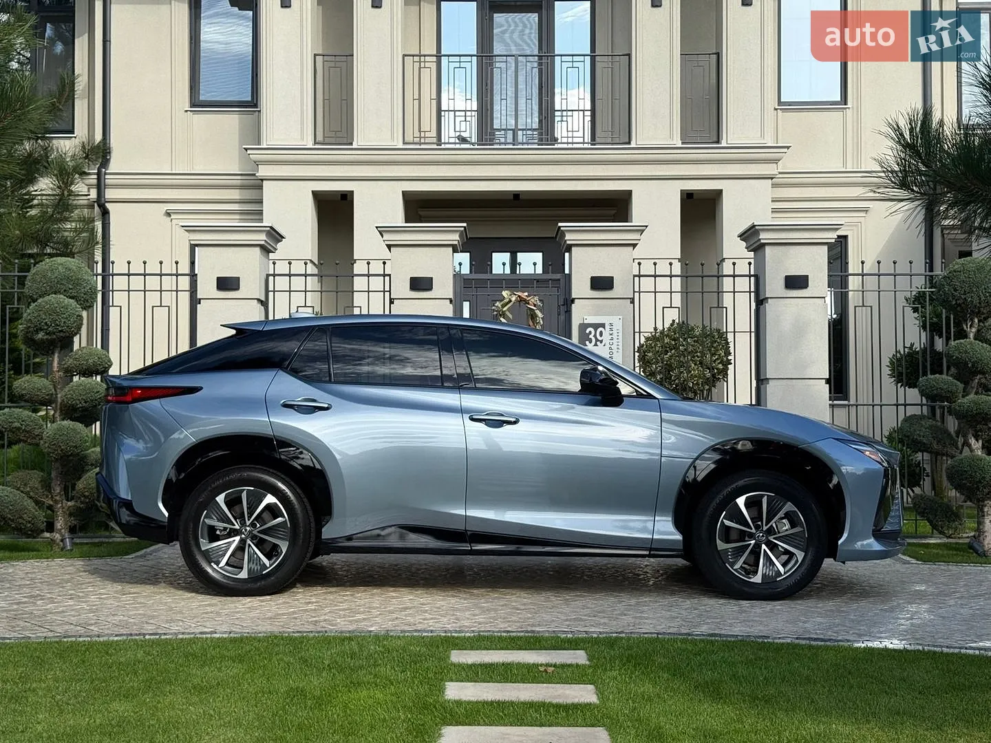 2024 Lexus RZ - мініатюра 20
