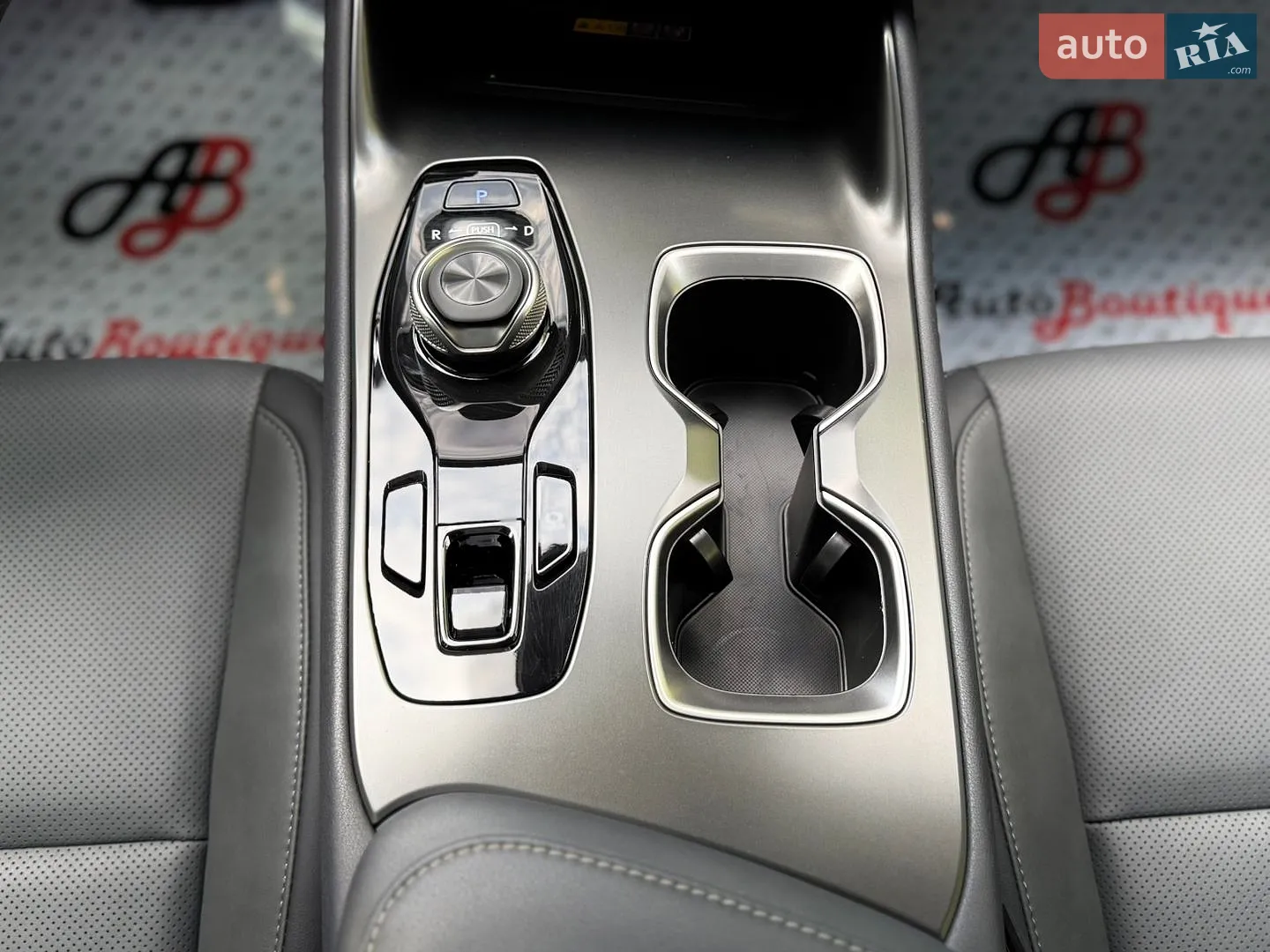 2024 Lexus RZ - мініатюра 40