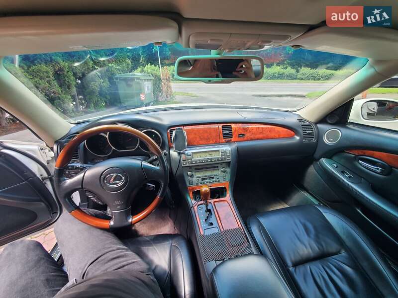 Кабриолет Lexus SC 2005 в Львове