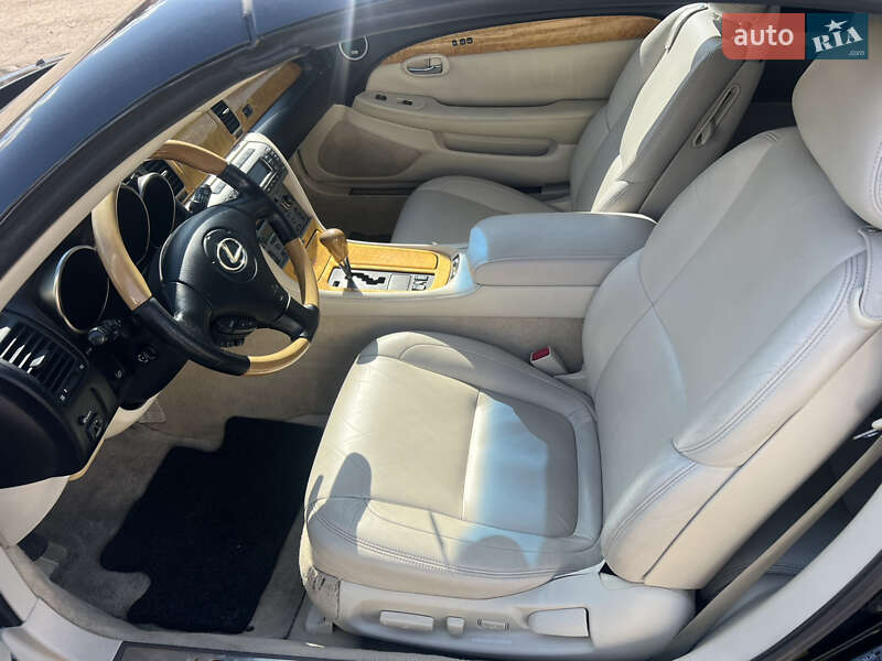 Кабриолет Lexus SC 2004 в Житомире