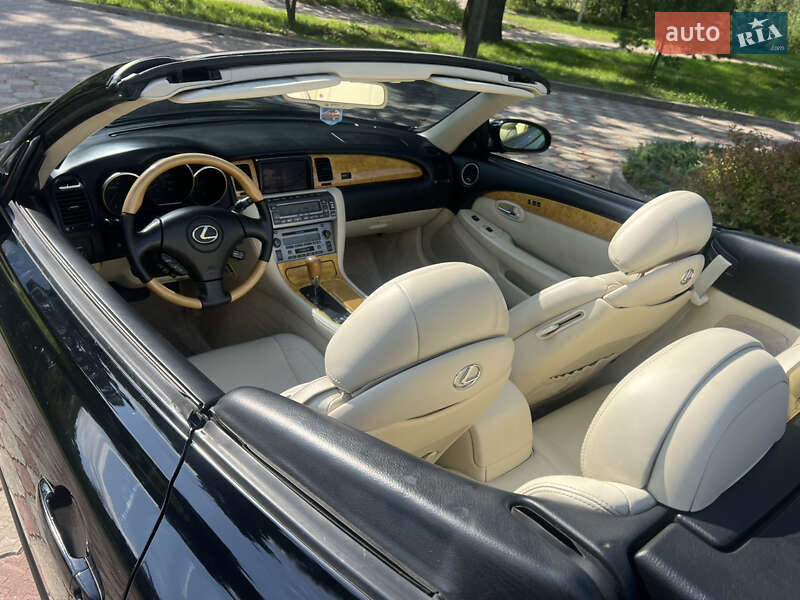 Кабриолет Lexus SC 2004 в Житомире