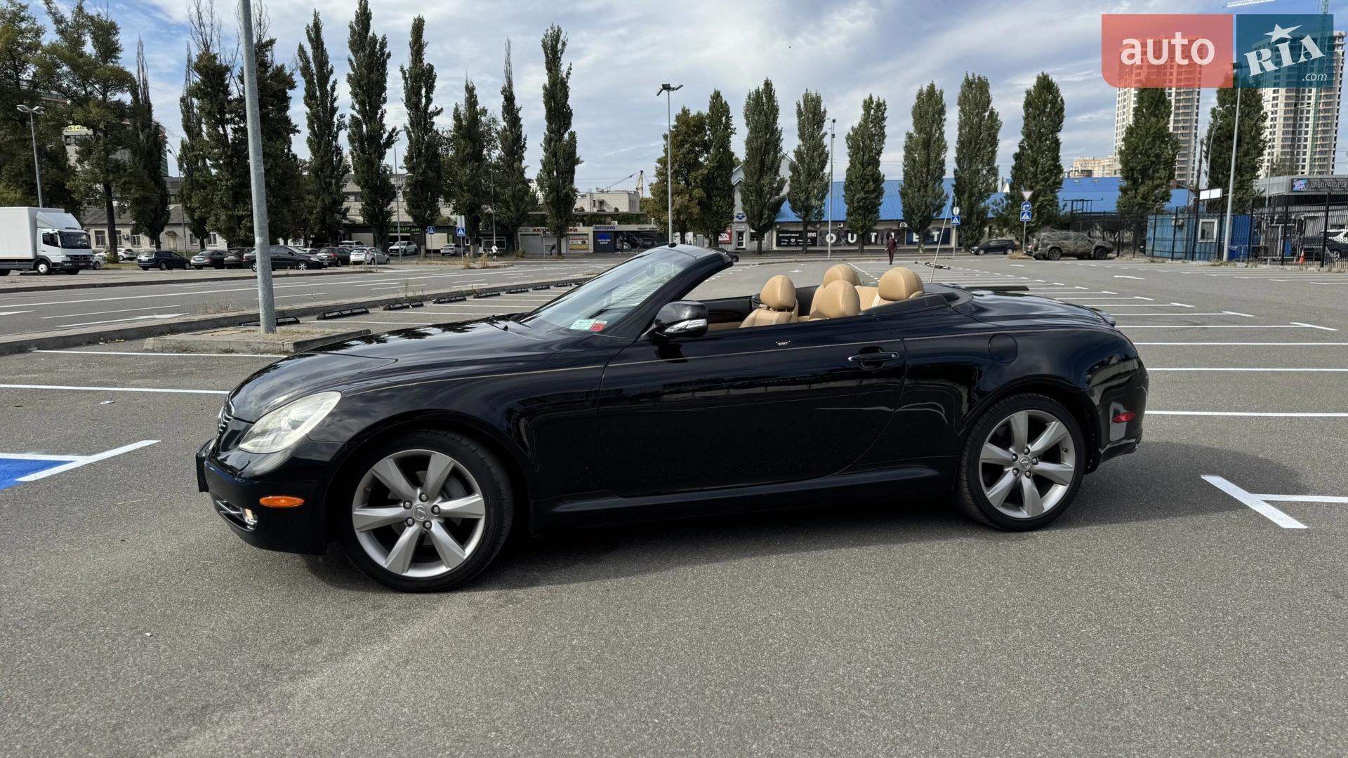 2010 Lexus SC - мініатюра 19
