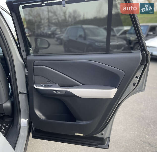 Внедорожник / Кроссовер Lexus TX 2024 в Киеве