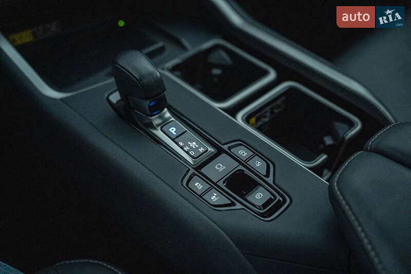 Позашляховик / Кросовер Lexus TX 2024 в Чернівцях фото 35 Позашляховик / Кросовер Lexus TX 2024 в Чернівцях