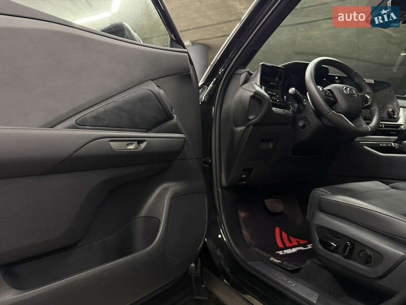 Позашляховик / Кросовер Lexus TX 2024 в Одесі