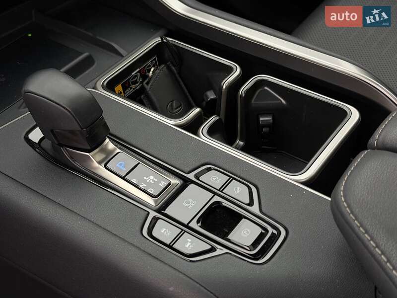 Внедорожник / Кроссовер Lexus TX 2024 в Харькове фото 37 Внедорожник / Кроссовер Lexus TX 2024 в Харькове