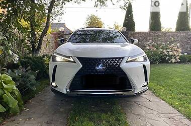 Позашляховик / Кросовер Lexus UX 2020 в Умані