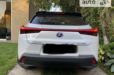 Позашляховик / Кросовер Lexus UX 2020 в Умані