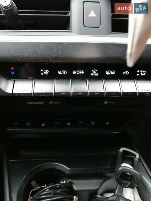 Внедорожник / Кроссовер Lexus UX 2019 в Кривом Роге фото 5 Внедорожник / Кроссовер Lexus UX 2019 в Кривом Роге