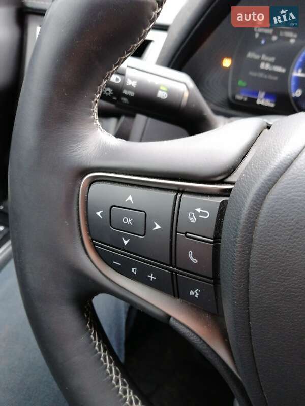 Внедорожник / Кроссовер Lexus UX 2019 в Кривом Роге фото 13 Внедорожник / Кроссовер Lexus UX 2019 в Кривом Роге