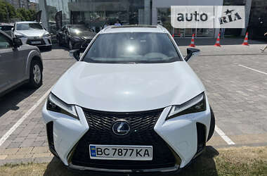 Lexus UX 2020