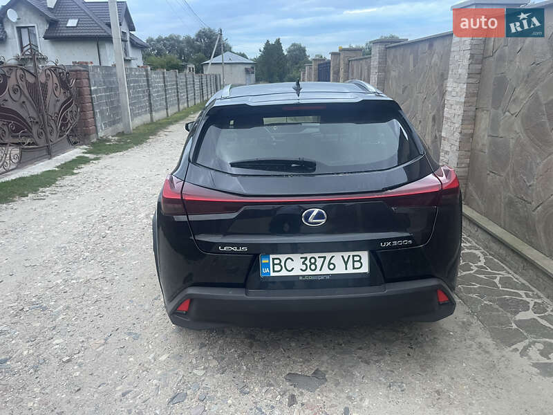 Внедорожник / Кроссовер Lexus UX 2021 в Львове