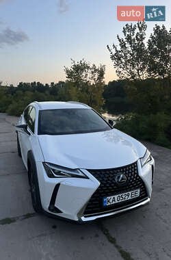 Lexus UX 2019