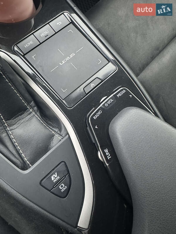 Позашляховик / Кросовер Lexus UX 2020 в Одесі