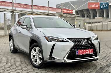 Lexus UX 2021