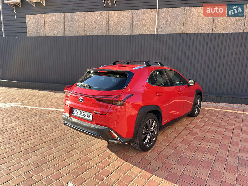 Позашляховик / Кросовер Lexus UX 2019 в Одесі