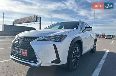 Lexus UX 2019