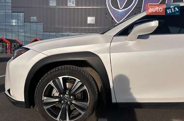 Внедорожник / Кроссовер Lexus UX 2019 в Львове