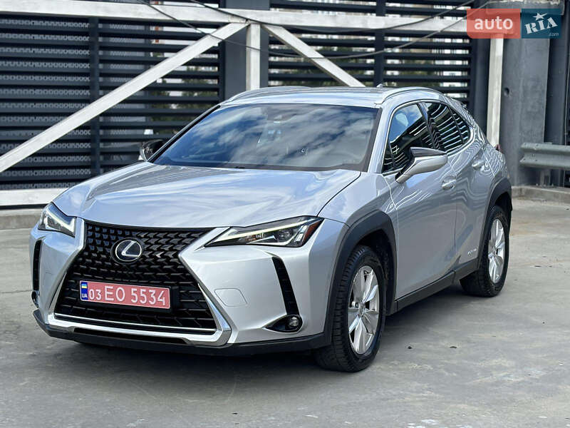 Внедорожник / Кроссовер Lexus UX 2020 в Киеве