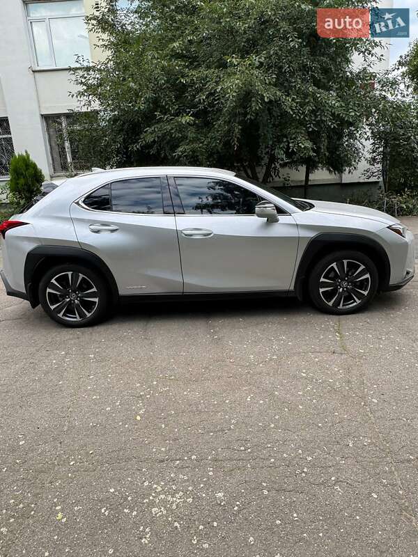 Внедорожник / Кроссовер Lexus UX 2020 в Виннице