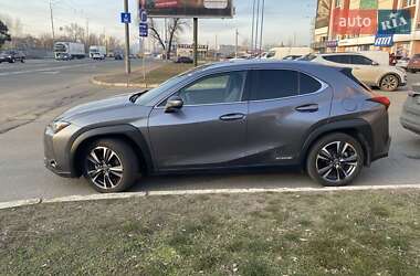 Позашляховик / Кросовер Lexus UX 2021 в 