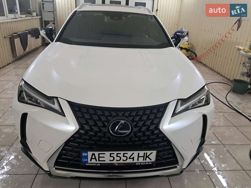 Внедорожник / Кроссовер Lexus UX 2020 в Кривом Роге