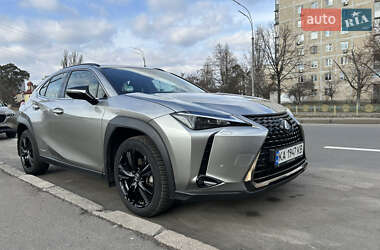 Внедорожник / Кроссовер Lexus UX 2020 в 