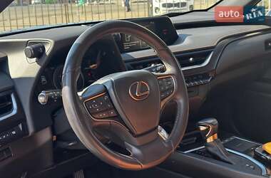 Внедорожник / Кроссовер Lexus UX 2020 в Харькове
