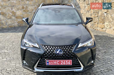 Внедорожник / Кроссовер Lexus UX 2020 в 