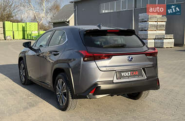 Внедорожник / Кроссовер Lexus UX 2020 в 