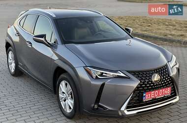 Внедорожник / Кроссовер Lexus UX 2020 в 