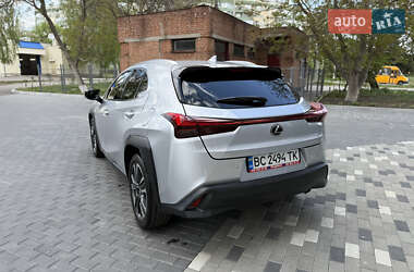 Внедорожник / Кроссовер Lexus UX 2020 в 