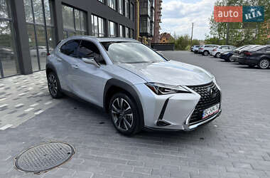Внедорожник / Кроссовер Lexus UX 2020 в 